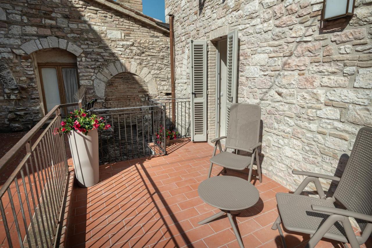 Xenios Assisi Villa Luaran gambar